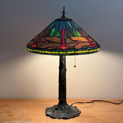 TIFFANY-STYLE DRAGONFLY LAMP | Tiffany-style stained glass lamp, dragonflies with 