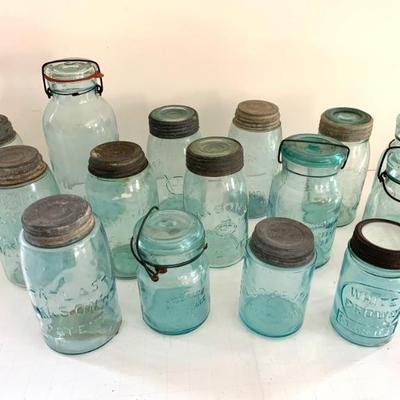 Lg. selection of vtg. canning jars