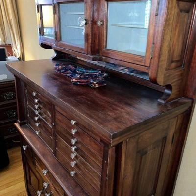 Vintage Restored Dental Cabinet, PERFECT for storing and displaying jewelry 