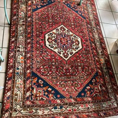 Hand Knotted Wool
Pile Oriental Rug 82â€ x 58â€ $450
