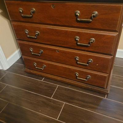 Four drawer cabinet