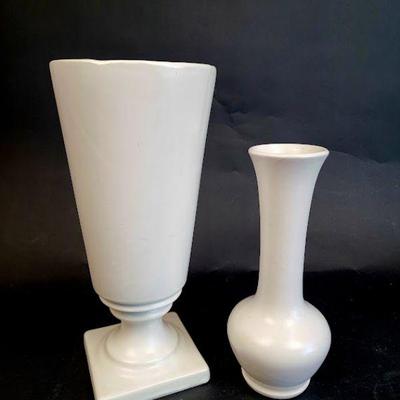 minimalist vase