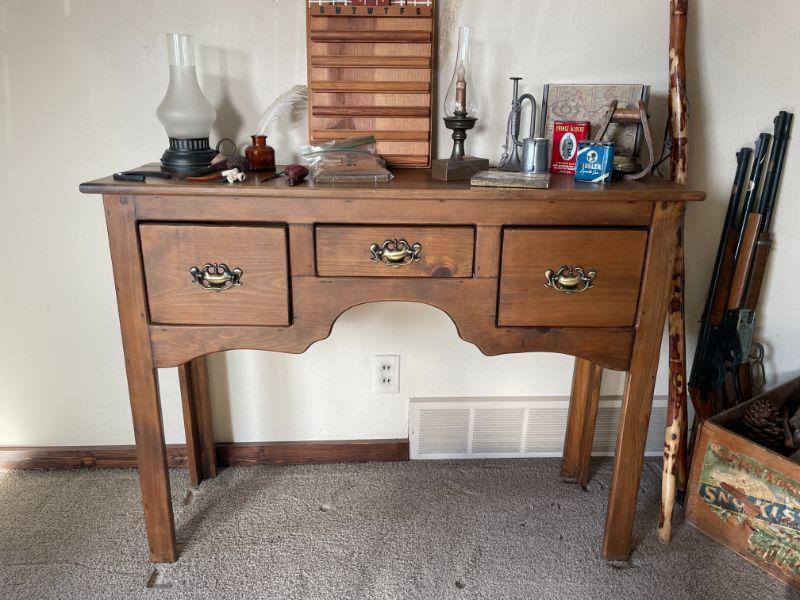 Cait's Joliet Estate Sale