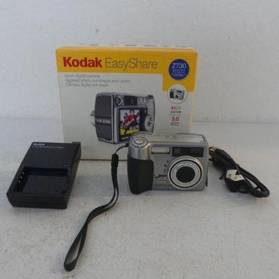 Kodak Easy Share Z730 4X Optical Zoom Camera - In Box
