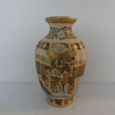 Vintage MCM Moriage Urn with Beautiful Gilding