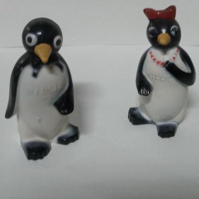 Willie and Millie Salt and pepper shakers 