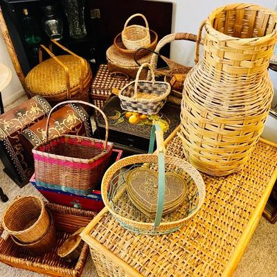 Wicker Baskets and Containers 
