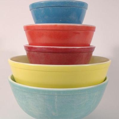 5 pc Pyrex Primary Color Mixing Bowl Set