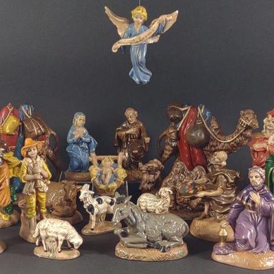 1969 Signed Ceramic Painted Nativity Set