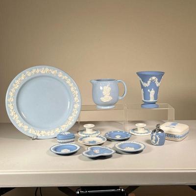 COLLECTION OF WEDGWOOD CERAMICS | Includes ash tray & table lighter, serving plate, saucers, & small pitcher.  
