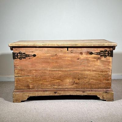 WOODEN TRUNK WITH BRASS ACCENTS | Primitive country style coffee table / storage trunk with interior shelf and storage room inside. Brass...