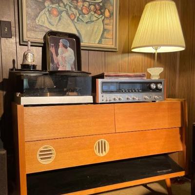 GRUNDIG Majestic Mid Century Record Console Stereo