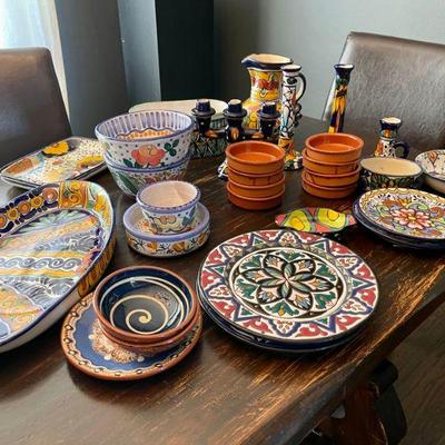 Lot 003-LR: Colorful Artisan Pottery Collection

Features: s
â€¢	The majority of the collection is signed and identified as having been...