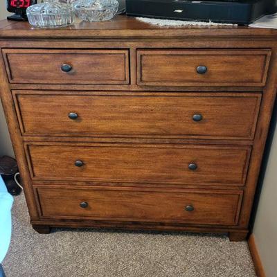 Ethan Allen dresser