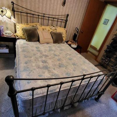 Queen size bed mattressesand frame
