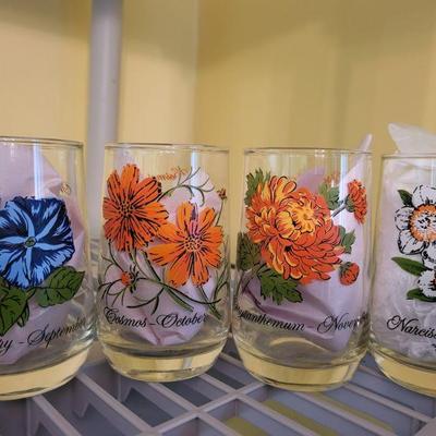 12 month glasses with flower of the month and discription