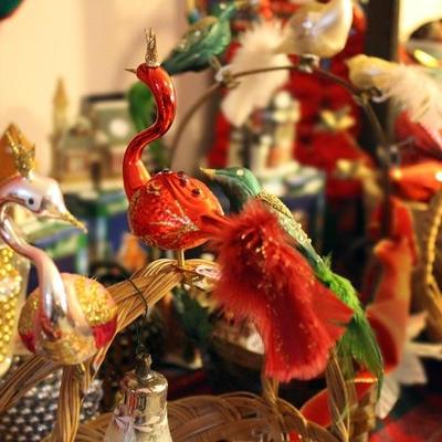 Clip on bird ornaments