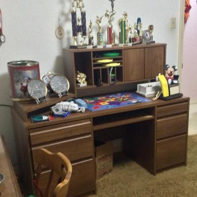 Cheap computer desk, trophys 