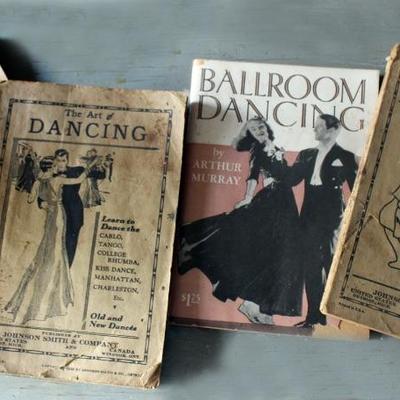 Old paper booklets, dancing instructions