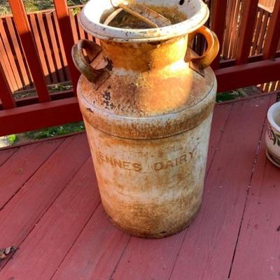 Vintage 10 gallon steel milk can 