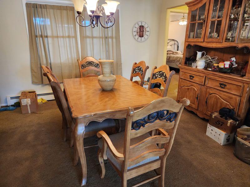 Toms River Estate Sale Packed!!! Treasures!! Furniture, Decor, Vintage