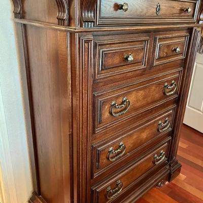 Stanley Armoire 