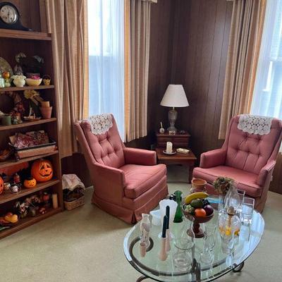 Holiday DÃ©cor, Vases, Furniture & Collectibles 