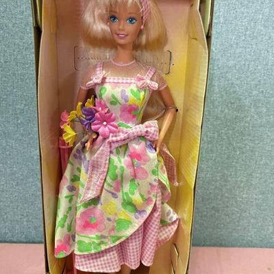(Avon) Spring Petals Barbie
"Second in Series"