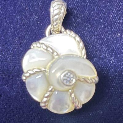 S/S Mother of Pearl w/cz 
By: Judith Ripka