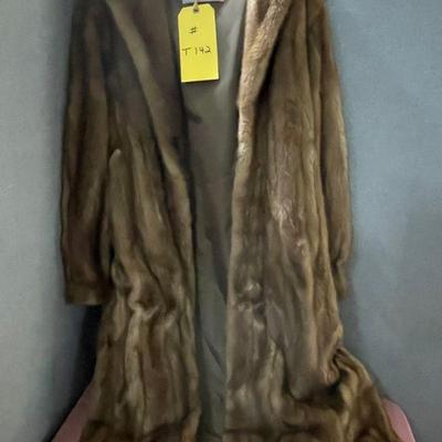 Vole's Exclusive Furriers mink full length coat