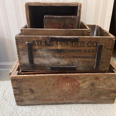 ASSORTMENT of Vintage Wooden Crates :: ATLAS Powder Co., Carmote Paint, etc. 