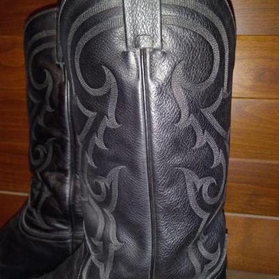 Tony Lama cowboy boots 