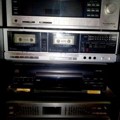 Realistic stereo equipment 