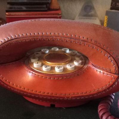 Vintage leather phone