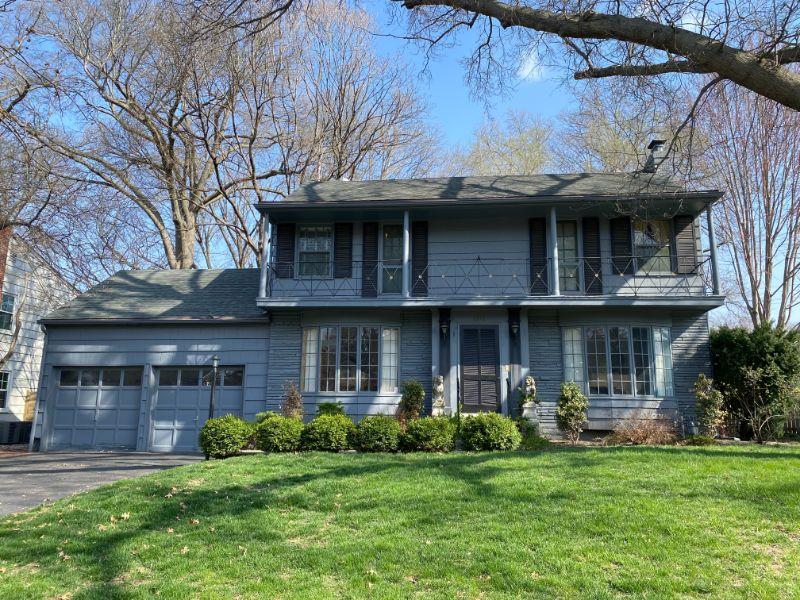 KCMO Elegance off of Ward Parkway