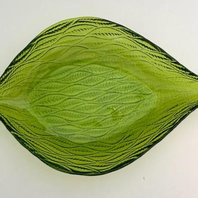 Mid-century green glass leaf dish, 12 x 19 1/2â€