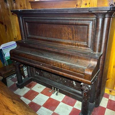 Beckwith Chicago Concert Upright Grand Piano
