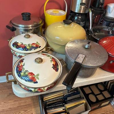 Vintage cook ware pits pans