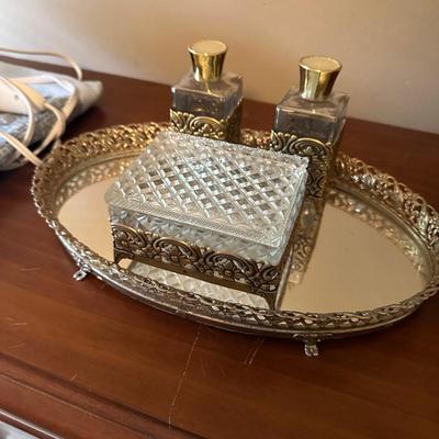 Dresser mirror vanity tray 