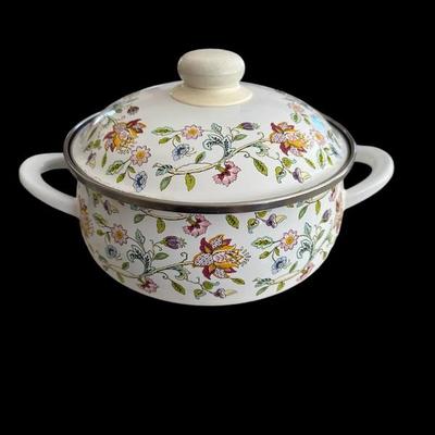 Enamel pot