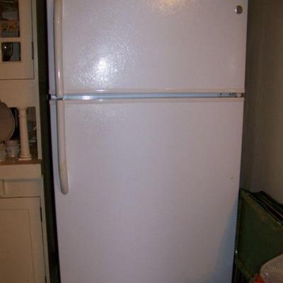 Small Refrigerator