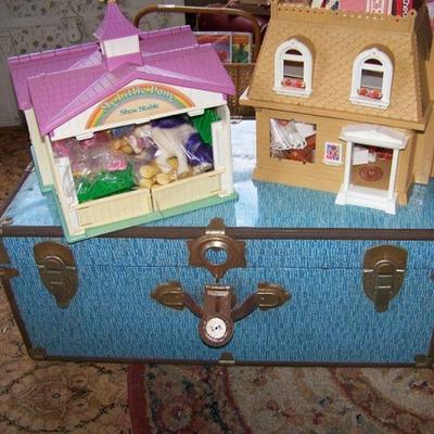 Vintage My Little Pony Stable