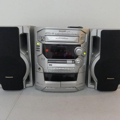 Panasonic 5-Disc CD Changer/Player Dual Cassette Deck Stereo Sound System with Bookshelf Speakers SA-AK58