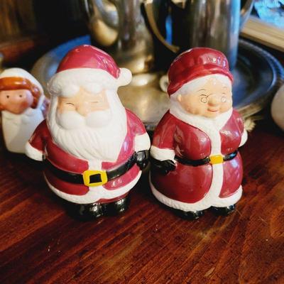Holiday Salt and Pepper Shakers