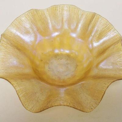 1202	GOLD IRIDIZED & RIBBED ART GLASS BOWL, APPROXIMATELY 7 IN X 2 1/2 IN HIGH
