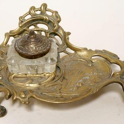 1020	ORNATE VICTORIAN BRASS & GLASS DESK TOP INKWELL, APPROXIMATELY 8 IN X 6 IN X 3 IN HIGH
