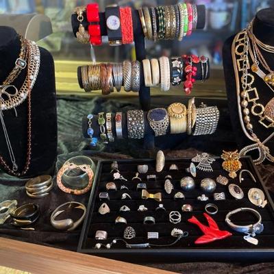 THIS JEWELRY & THE OTHER 3 PICS ARE ALL LOCATED AT 21500 SHERMAN WAY IN CANOGA PARK... ALL OTHER ITEMS SHOWN IN PICS WILL BE AVAILABLE IN...