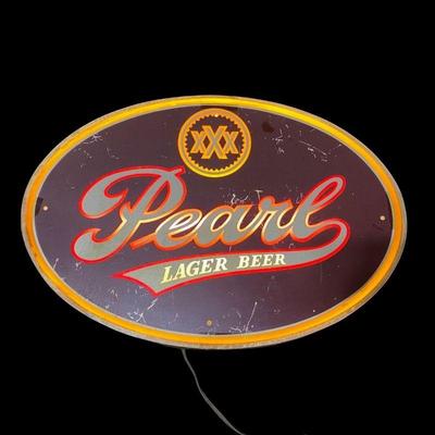 Vintage Pearl Lager Beer Wall Light