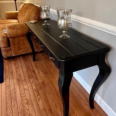 Great side table or sofa table