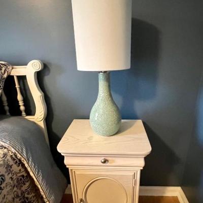 End table and lamp 